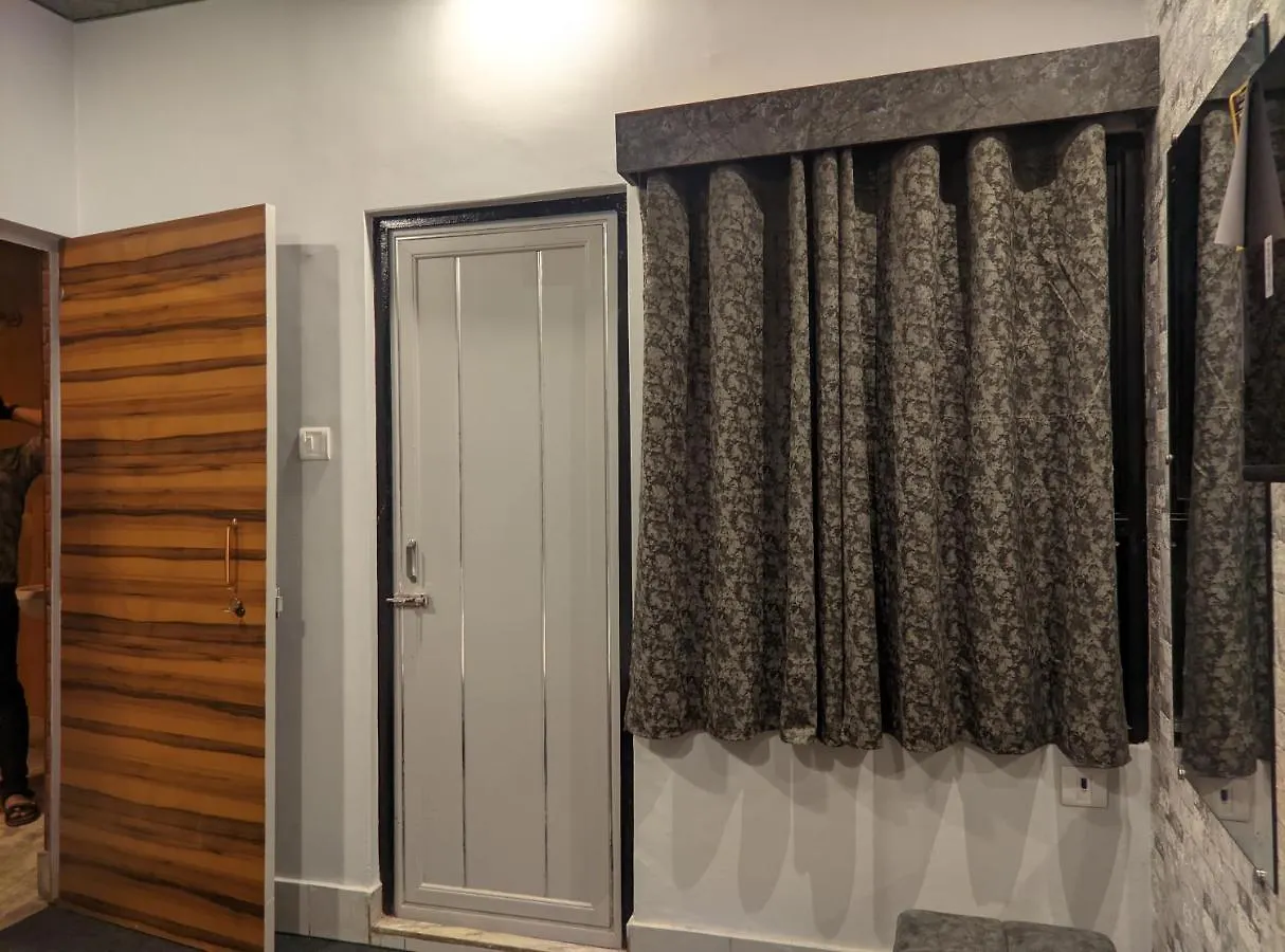 فاراناسي Sai Kripa Guest House