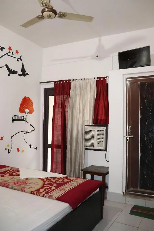فاراناسي Sai Kripa Guest House 0*,  الهند