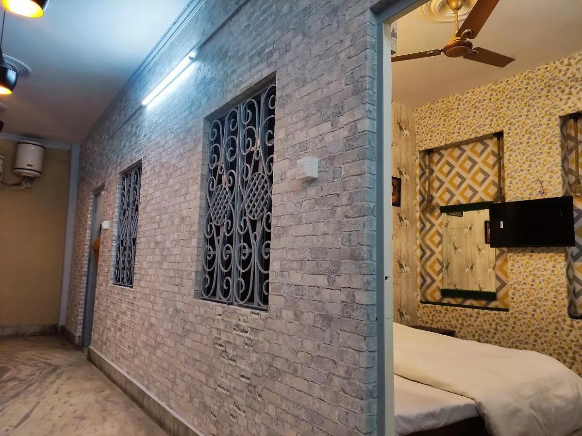 فاراناسي Sai Kripa Guest House 0*,  الهند